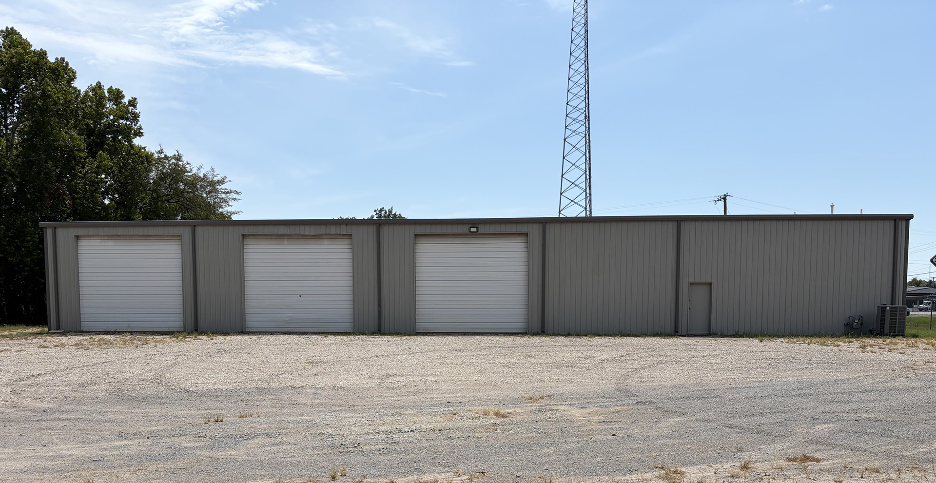 Building exterior Flyer Photo