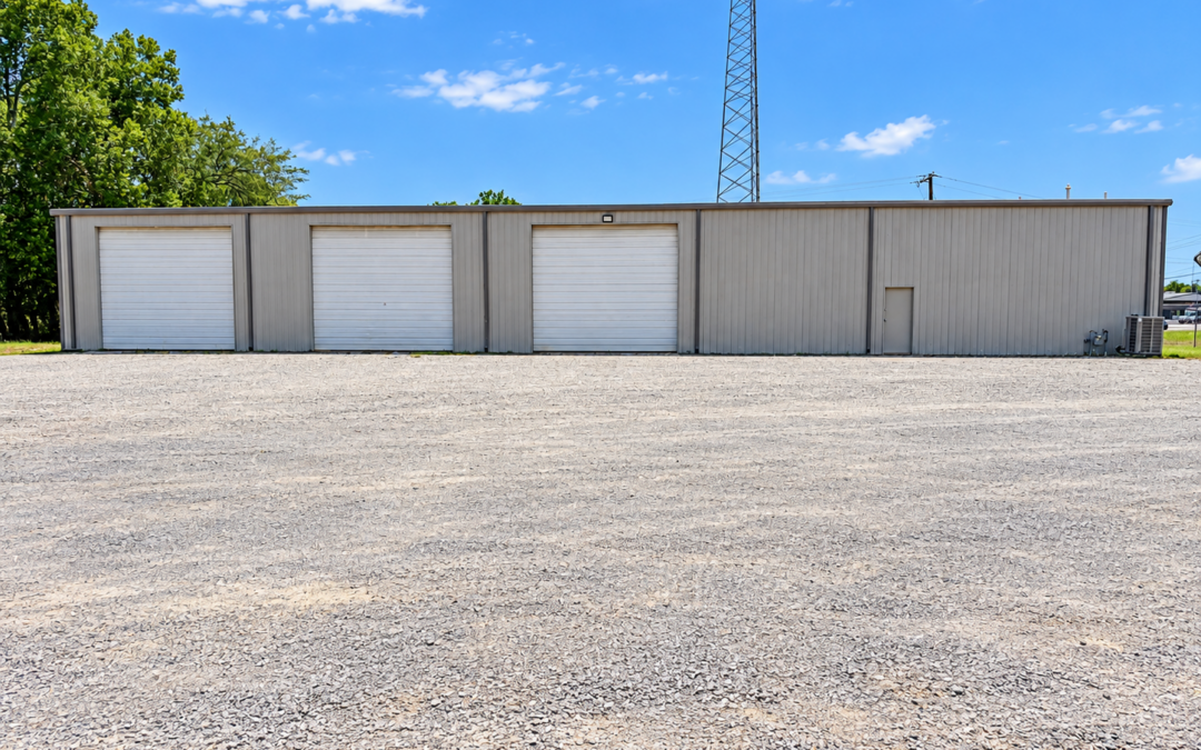 12,000 SF Industrial/Flex Building with Yard on US 271 – Tyler, TX
